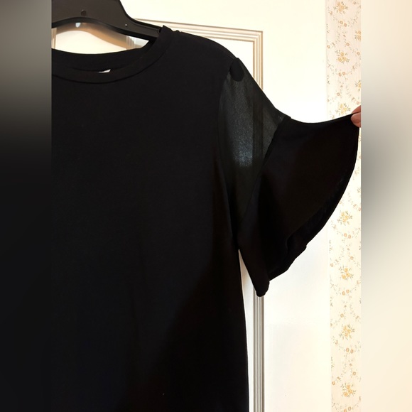 Top Shop Black T-Shirt with See Through Flared Sleeves. Size 10. - Picture 3 of 7
